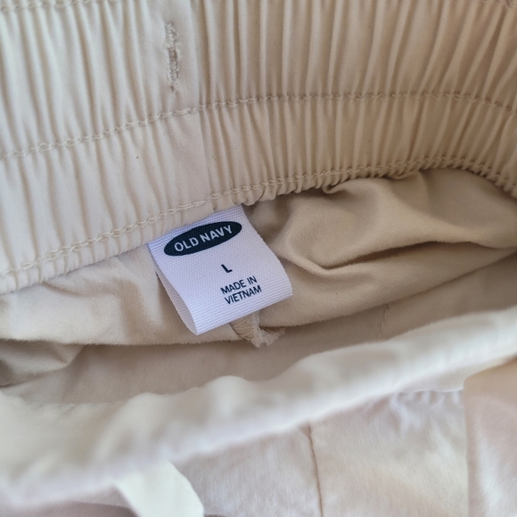 Women's L Old Navy Cream Colored Casual Elastic Waist Pull On Jogger Pants - Picture 4 of 4